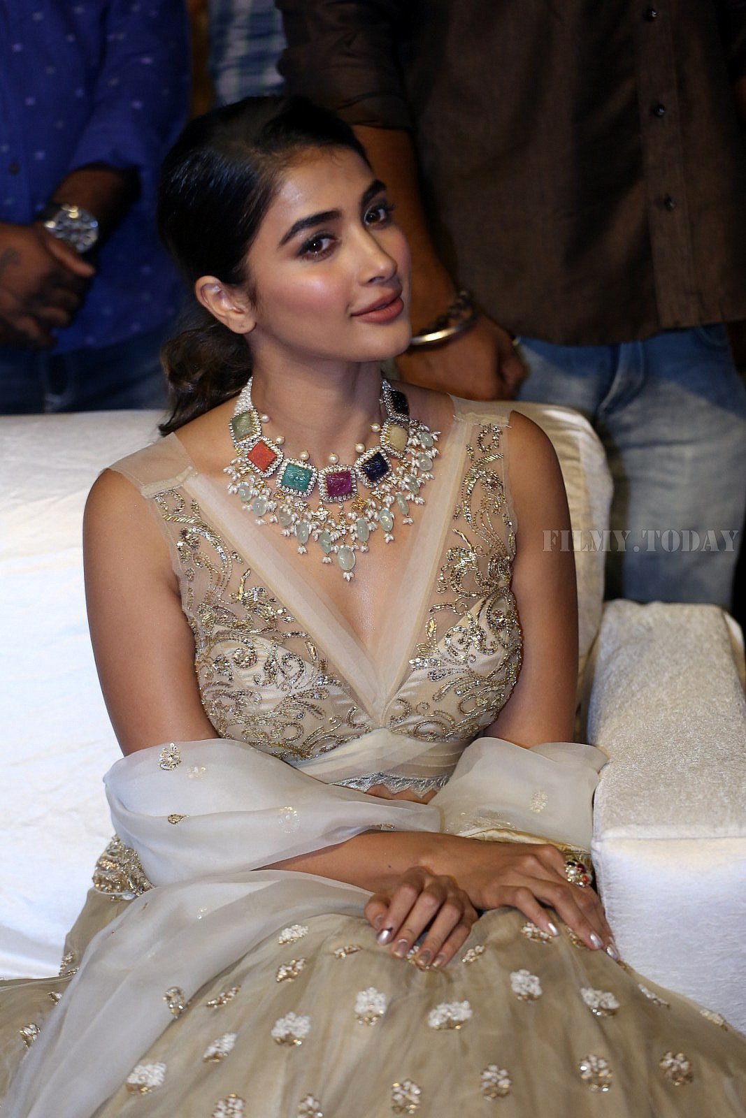 Pooja Hegde - Maharshi Movie Pre Release Event Pictures | Picture 1645303