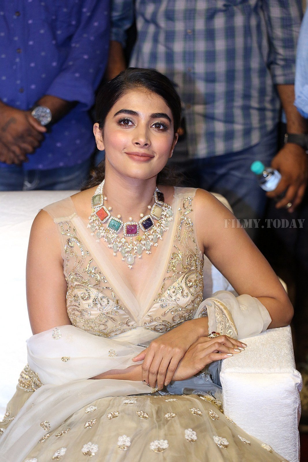 Pooja Hegde - Maharshi Movie Pre Release Event Pictures | Picture 1645295