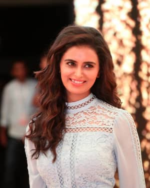 Meenakshi Dixit - Maharshi Movie Pre Release Event Pictures | Picture 1645146