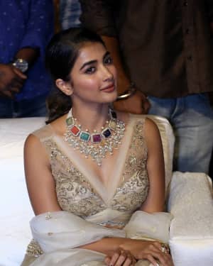 Pooja Hegde - Maharshi Movie Pre Release Event Pictures | Picture 1645303