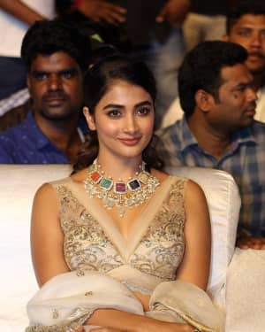 Pooja Hegde - Maharshi Movie Pre Release Event Pictures | Picture 1645291