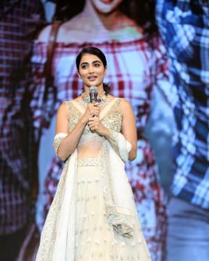 Pooja Hegde - Maharshi Movie Pre Release Event Pictures | Picture 1645329