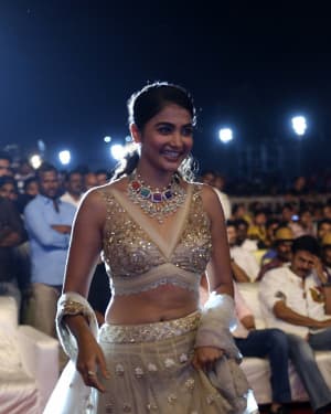 Pooja Hegde - Maharshi Movie Pre Release Event Pictures | Picture 1645325