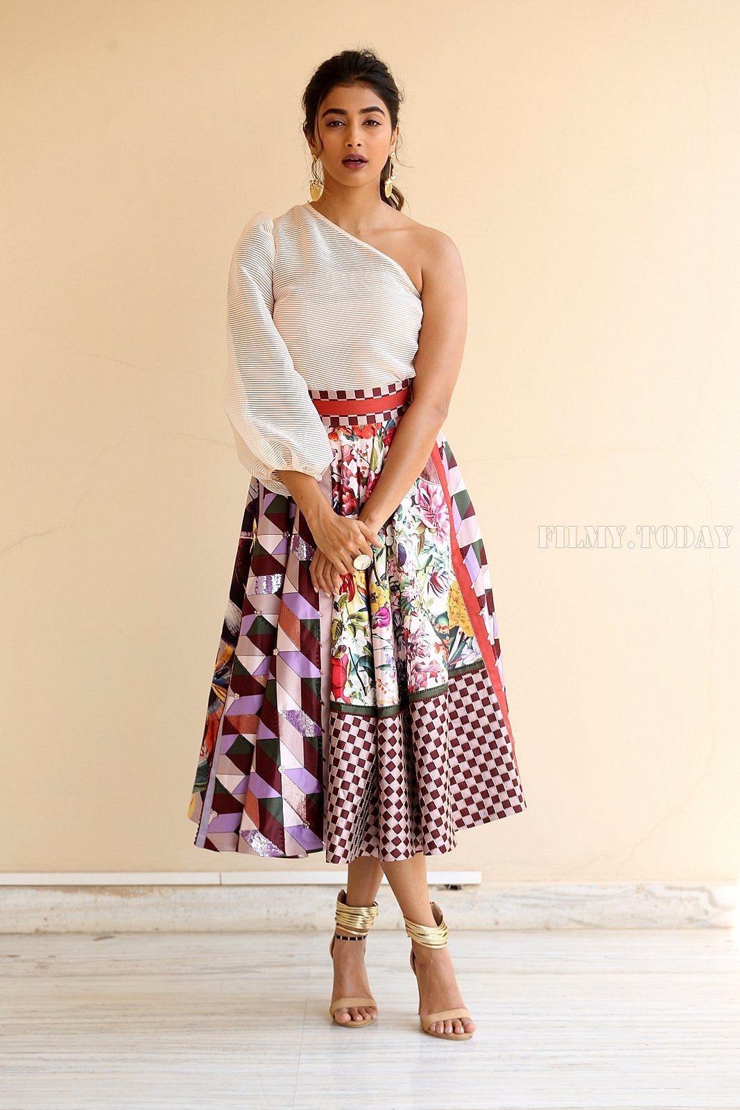 Pooja Hegde - Maharishi Movie Success Meet Photos | Picture 1646268