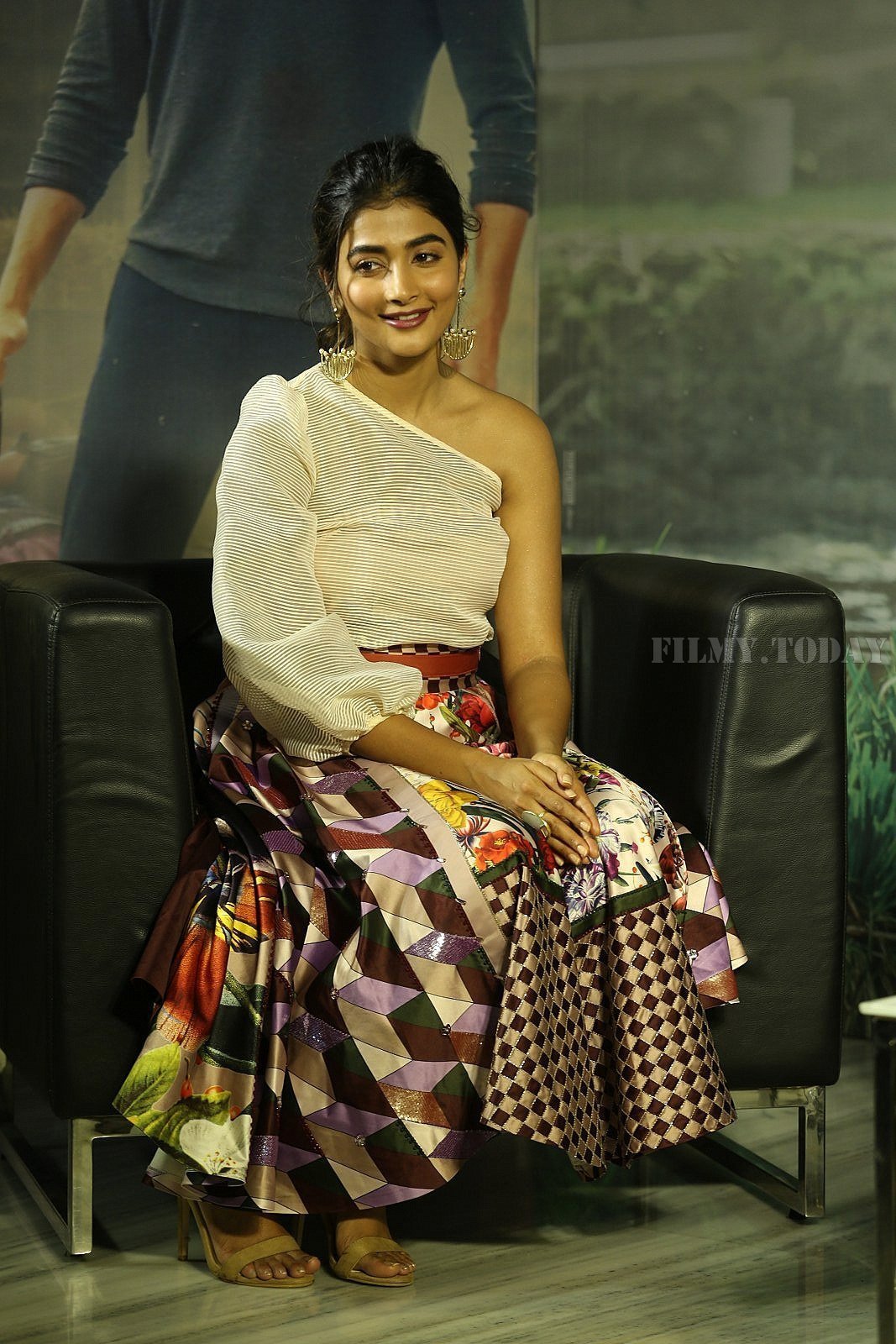 Pooja Hegde - Maharishi Movie Success Meet Photos | Picture 1646215