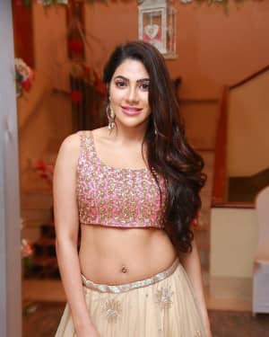 Nikki Tamboli Photos at Sutraa Summer Collection Launch | Picture 1648359