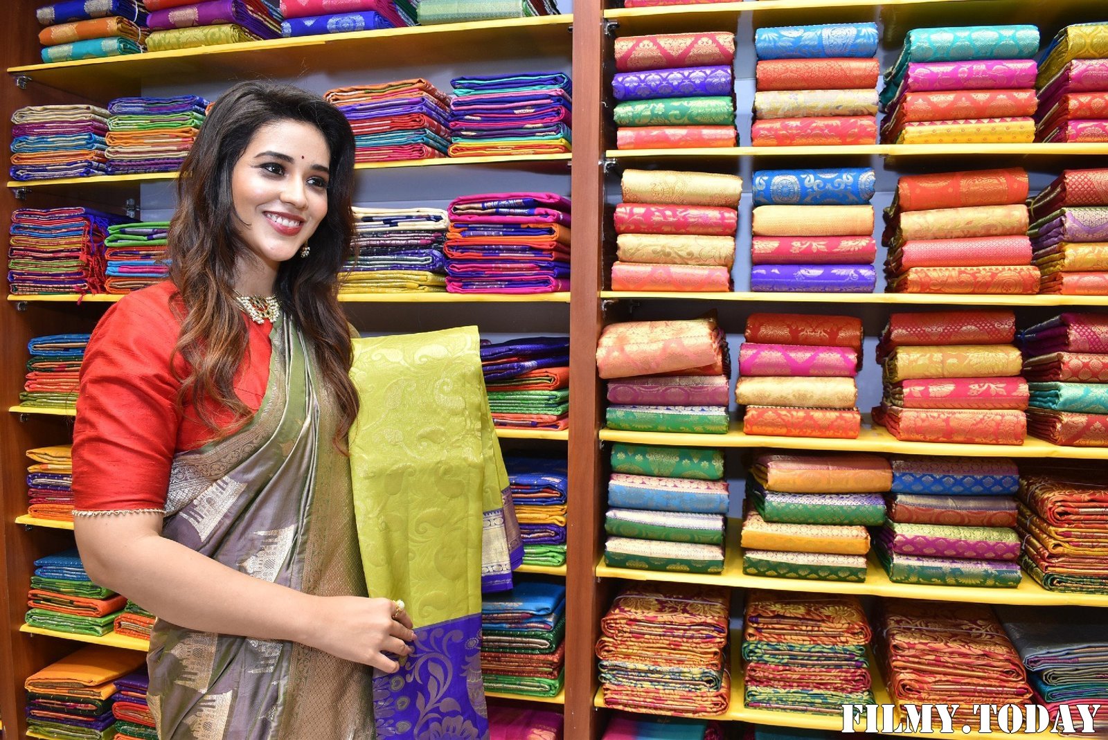 Priyanka Jawalkar Inaugurates Kanchipuram GRT Silks Photos | Picture 1700962