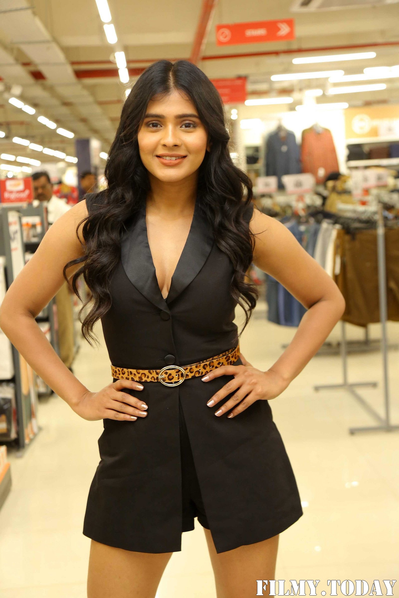 Hebah Patel - Celebs At Celebration Of 'Free Shopping Weekend' By Brand Factory Photos | Picture 1702564