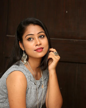 Sarika (Telugu Actress) - Jigel Raja Movie Opening Photos | Picture 1690523