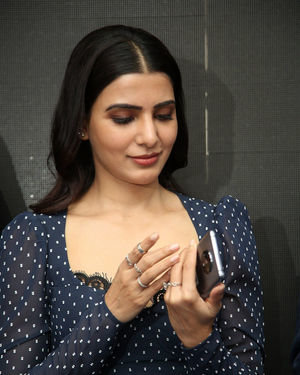 Samantha Launches Oneplus Mobiles At Big C | Picture 1690708