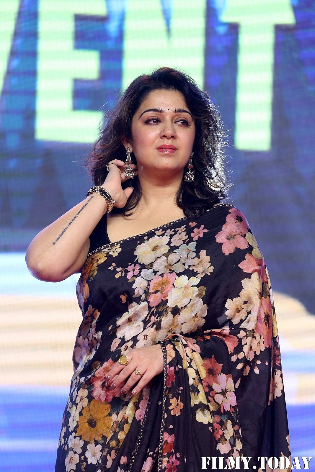 Charmy Kaur - Meeku Maathrame Chepta Pre Release Event Photos | Picture 1695474