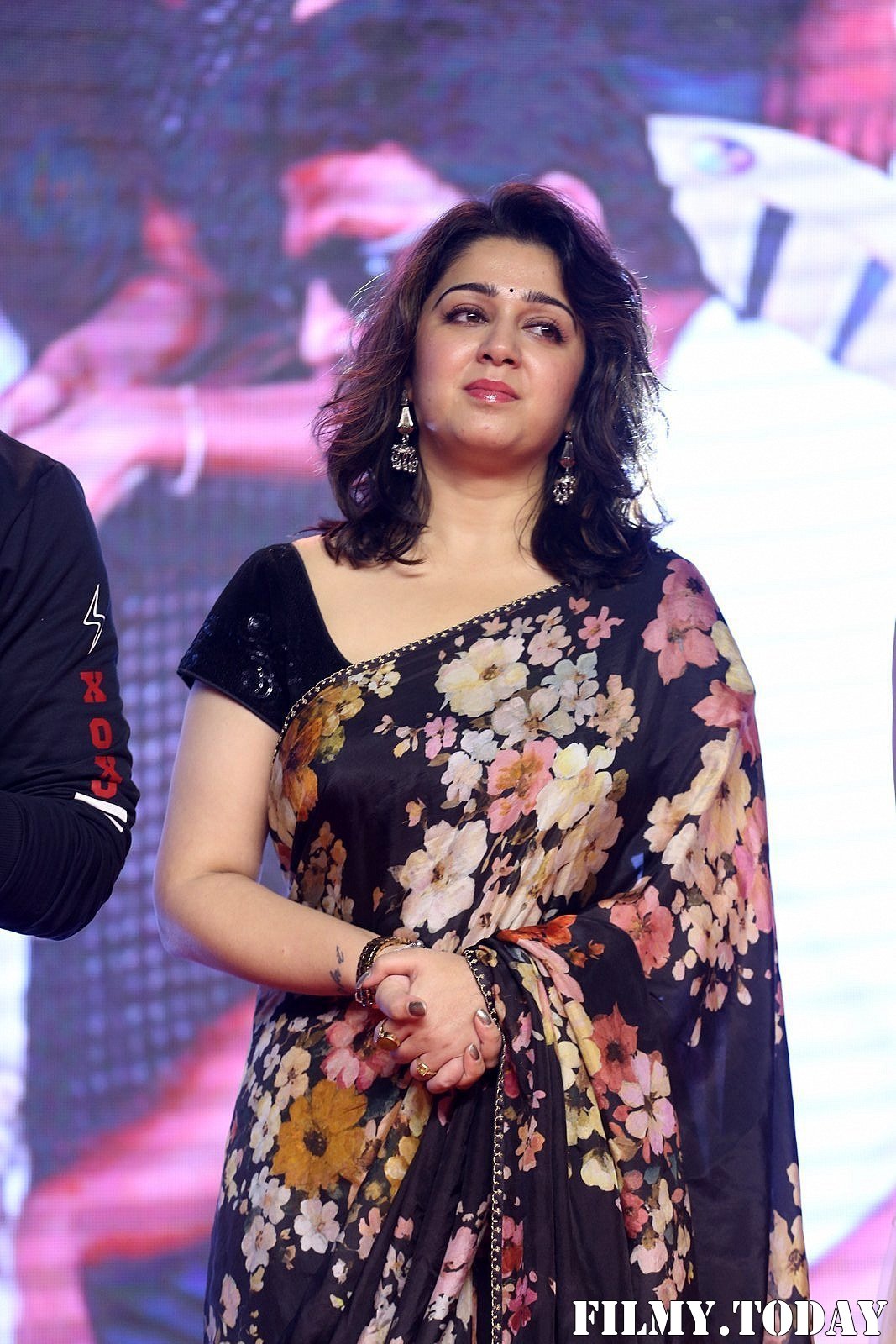Charmy Kaur - Meeku Maathrame Chepta Pre Release Event Photos | Picture 1695477