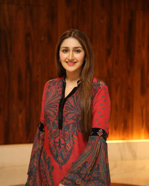 Sayyeshaa Saigal - Bandobast Movie Pre Release Event Photos | Picture 1681343