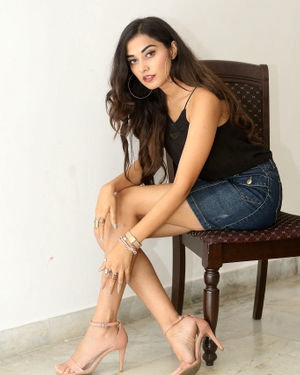 Stefy Patel Photos At Ninnu Talachi Movie Interview | Picture 1685788