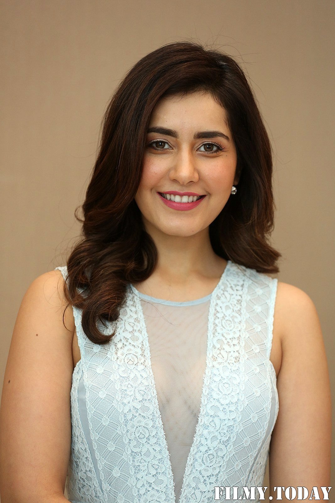 Raashi Khanna - World Famous Lover Movie Trailer Launch Photos | Picture 1719489