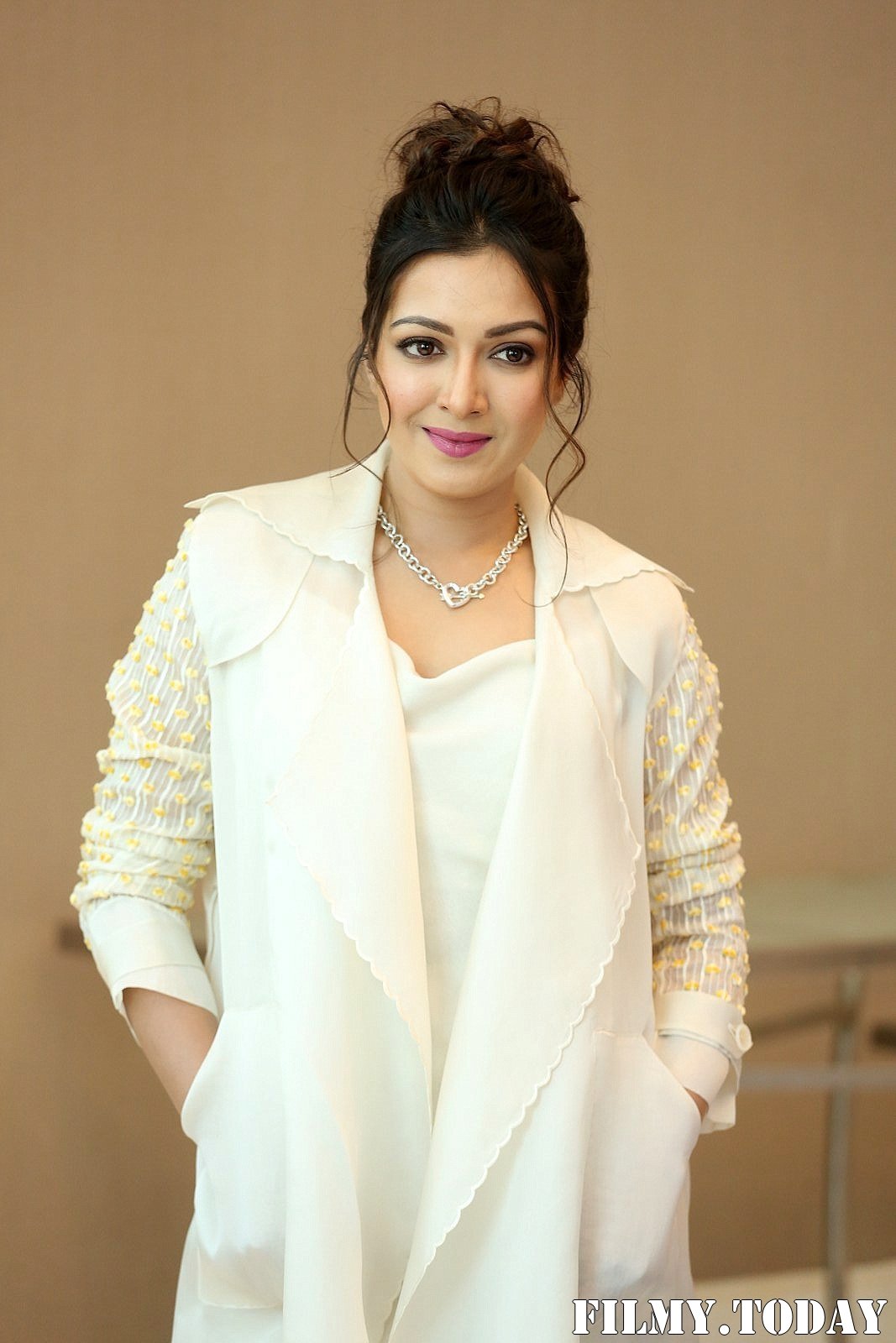 Catherine Tresa - World Famous Lover Movie Trailer Launch Photos | Picture 1719312