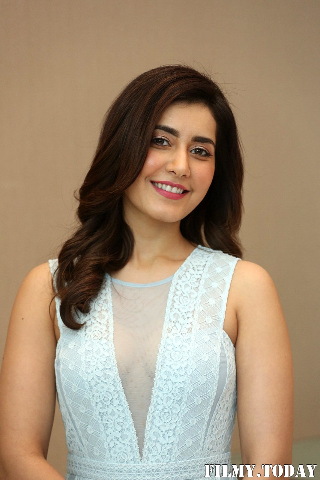 Raashi Khanna - World Famous Lover Movie Trailer Launch Photos | Picture 1719363