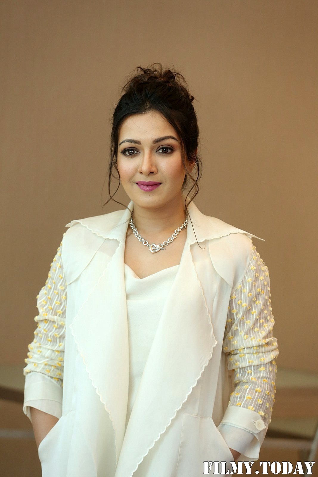 Catherine Tresa - World Famous Lover Movie Trailer Launch Photos | Picture 1719327