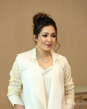 Catherine Tresa - World Famous Lover Movie Trailer Launch Photos | Picture 1719310