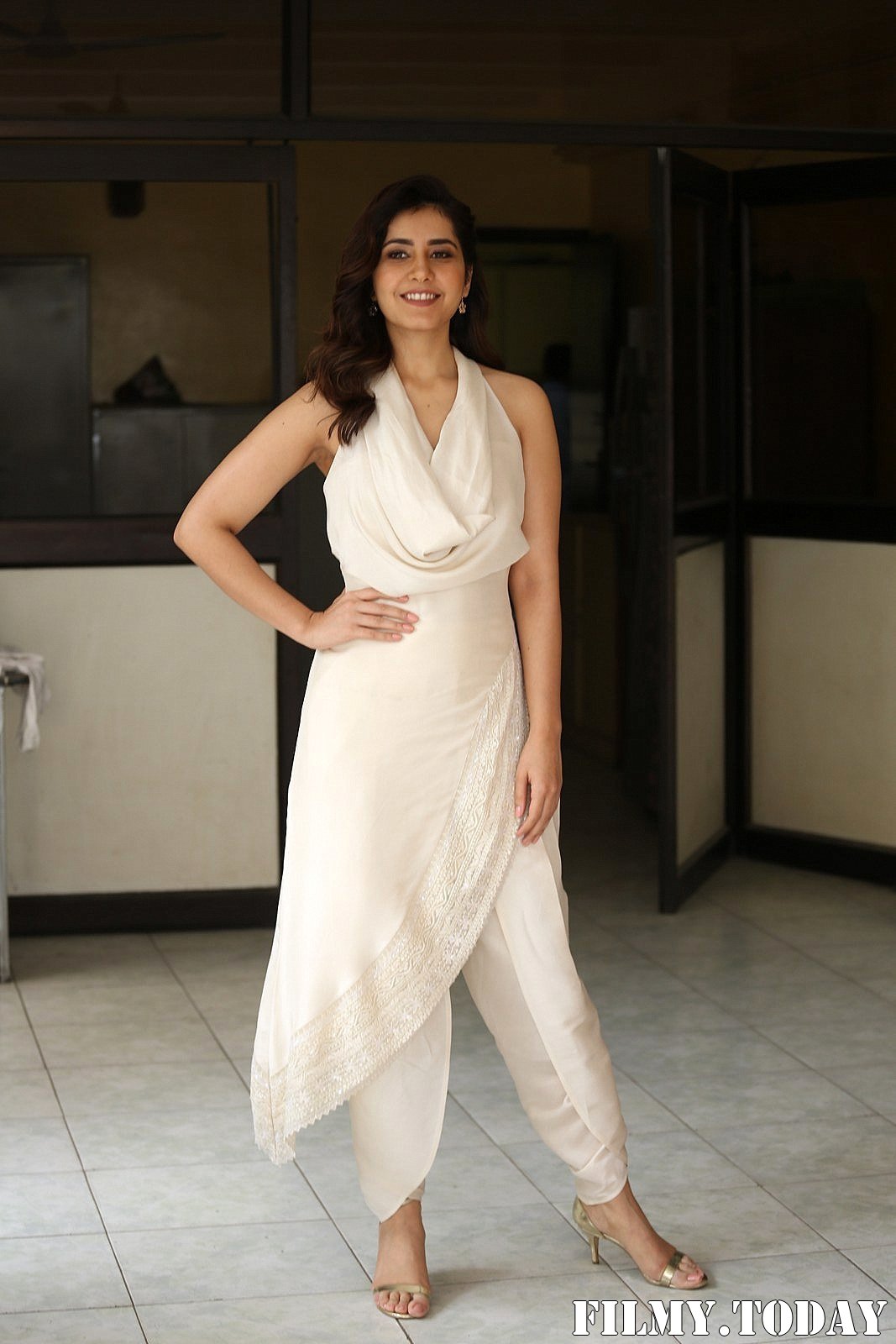 Raashi Khanna At World Famous Lover Film Interview Photos | Picture 1720498