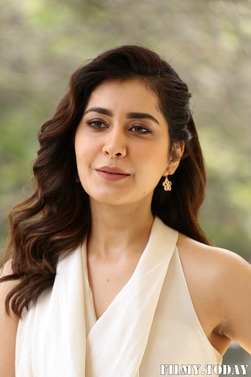 Raashi Khanna At World Famous Lover Film Interview Photos | Picture 1720456