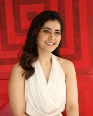 Raashi Khanna At World Famous Lover Film Interview Photos | Picture 1720482