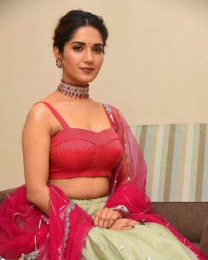 Ruhani Sharma - HIT Movie Pre-release Event At Vizag | Picture 1723310