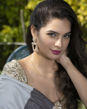 Actress Tanya Hope Latest Photoshoot | Picture 1713038