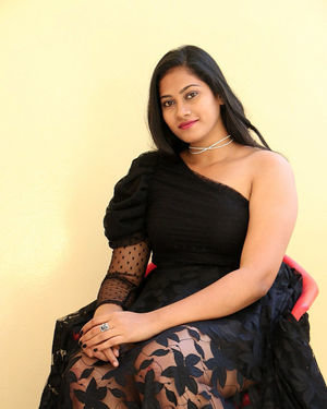 Siri Chandana Krishnan - Right Right Baggidi Gopal Movie Press Meet Photos | Picture 1717079