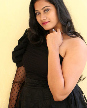 Siri Chandana Krishnan - Right Right Baggidi Gopal Movie Press Meet Photos | Picture 1717073