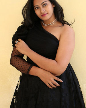 Siri Chandana Krishnan - Right Right Baggidi Gopal Movie Press Meet Photos | Picture 1717058