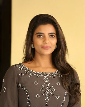 Aishwarya Rajesh At World Famous Lover Interview Photos | Picture 1717979